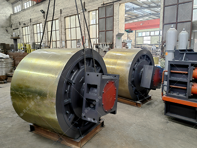 1810液壓對(duì)輥制砂機(jī)一小時(shí)產(chǎn)量多少？