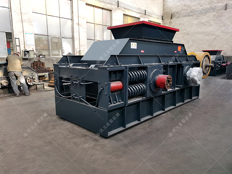 鵝卵石對輥破碎機介紹，為什么選擇金聯(lián)機械？