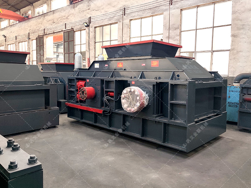 2PG1508大型破碎設(shè)備液壓對輥破碎機(jī)發(fā)往陜西